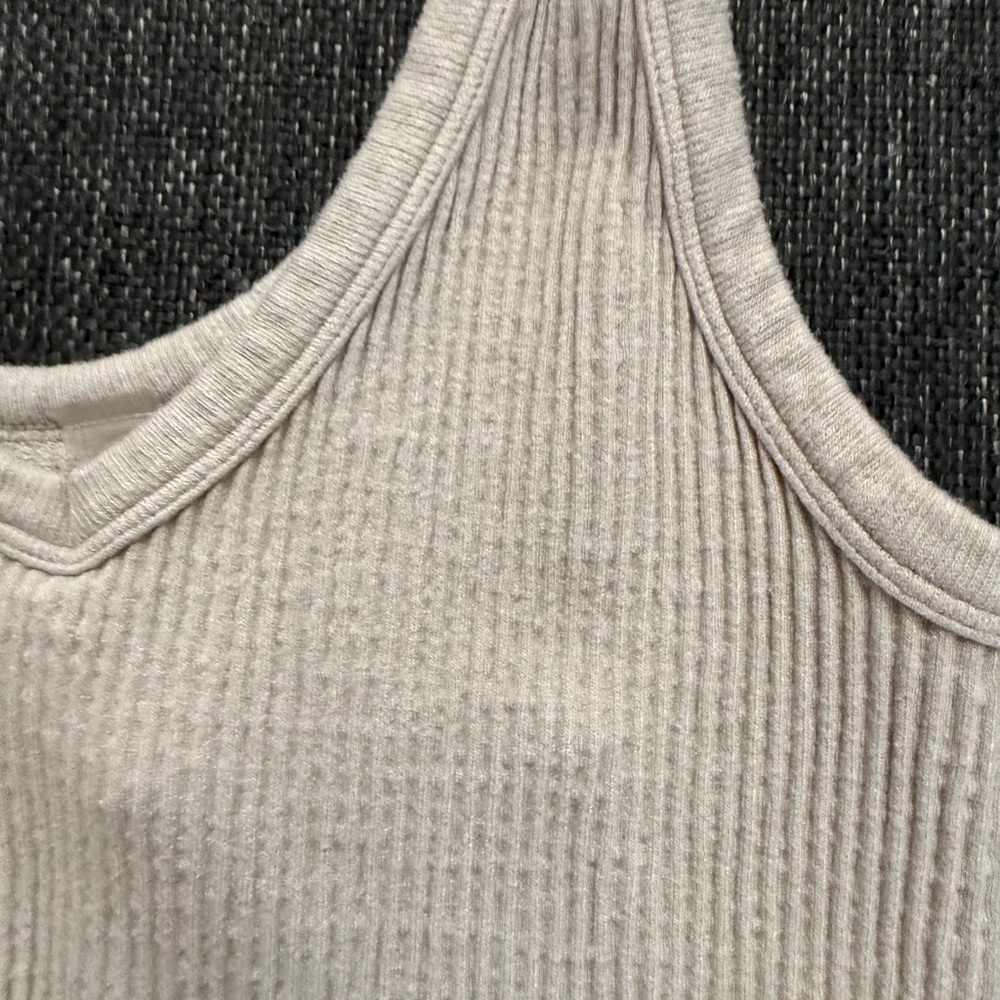 Mono B Women's Gray Ribbed Tank Top size S\XS - Picture 3 of 9